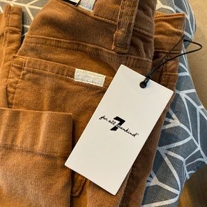 Cropped trouser jean